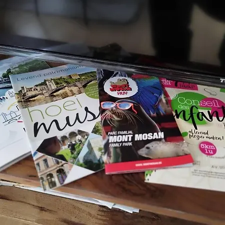 Au Pied Du Апартаменты Юи