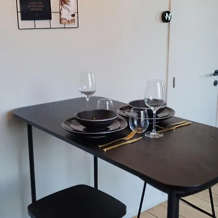 Апартаменты Au Pied Du