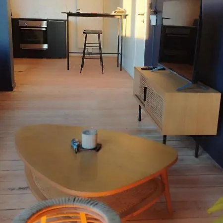 Au Pied Du Lägenhet *
