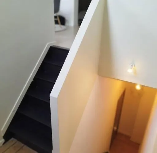 Au Pied Du Appartement Hoei